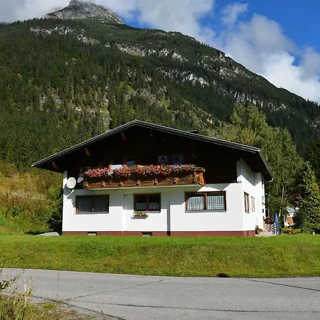 Appartement Frauenschuh Vorderhornbach